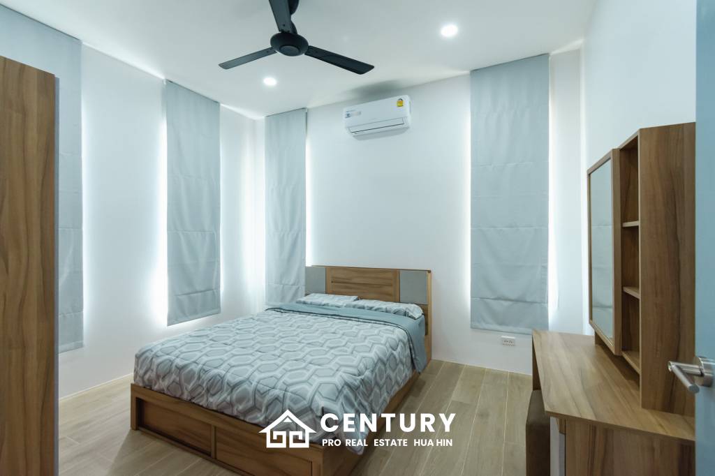 400 ตร.ม 3 เตียง 2 อาบน้ำ วิลล่า For ขาย