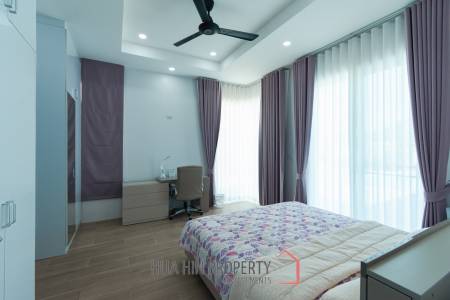 New 3 bed pool Villa with Lake View