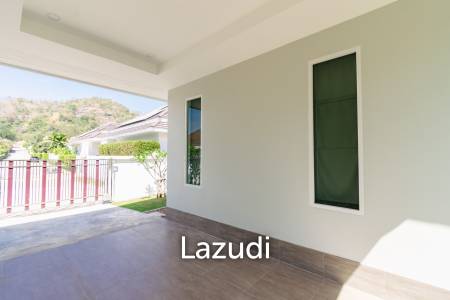 New 3 bed pool Villa with Lake View