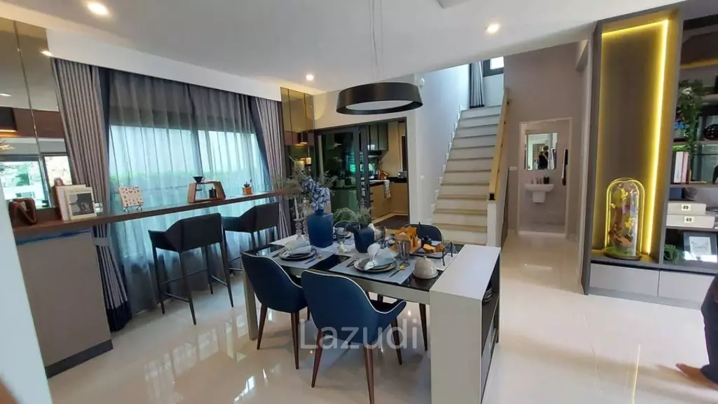 4 Bedroom Suplai Lake Ville For Sale