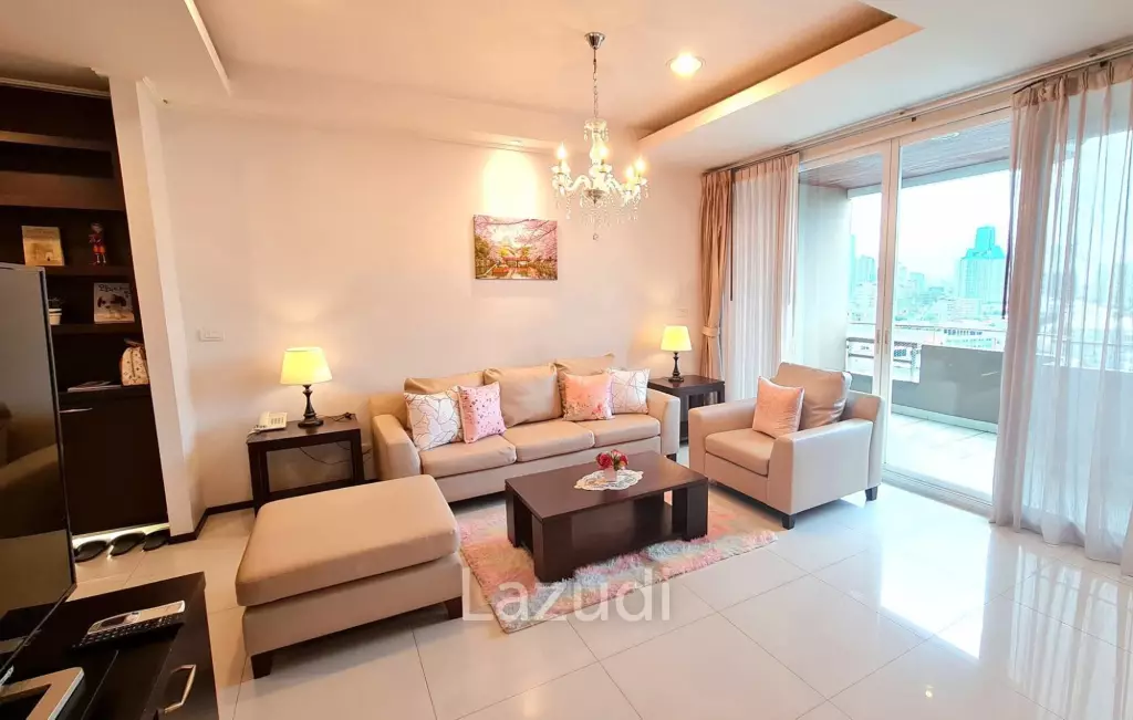 2 Bed 2 Bath 173 SQ.M  Piyathip Place