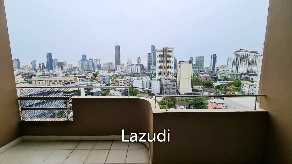 2 Bed 2 Bath 173 SQ.M  Piyathip Place
