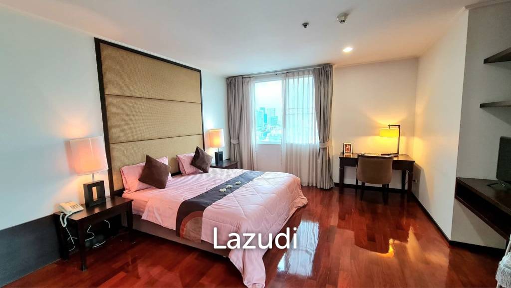 2 Bed 2 Bath 173 SQ.M  Piyathip Place