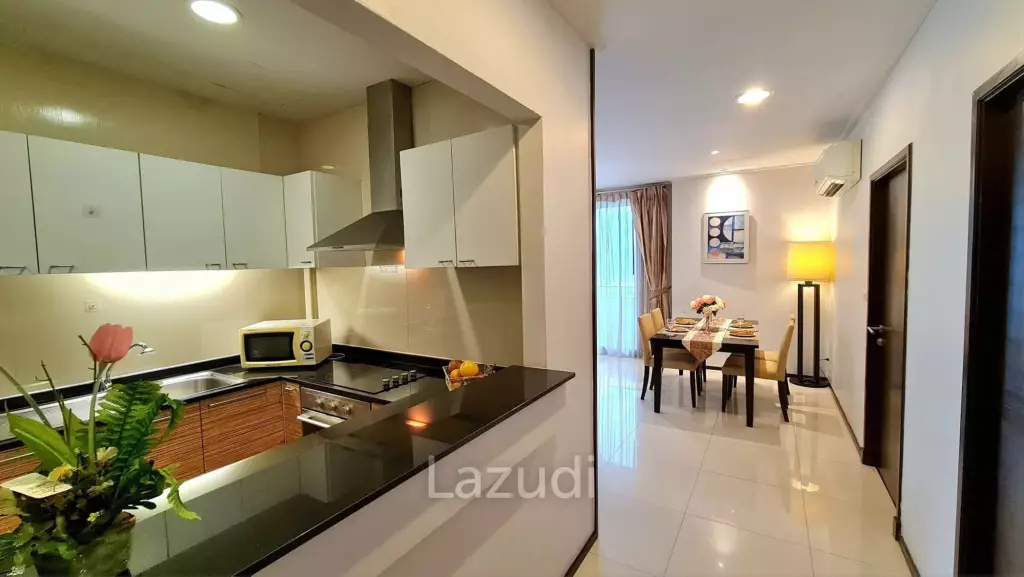 2 Bed 2 Bath 173 SQ.M  Piyathip Place