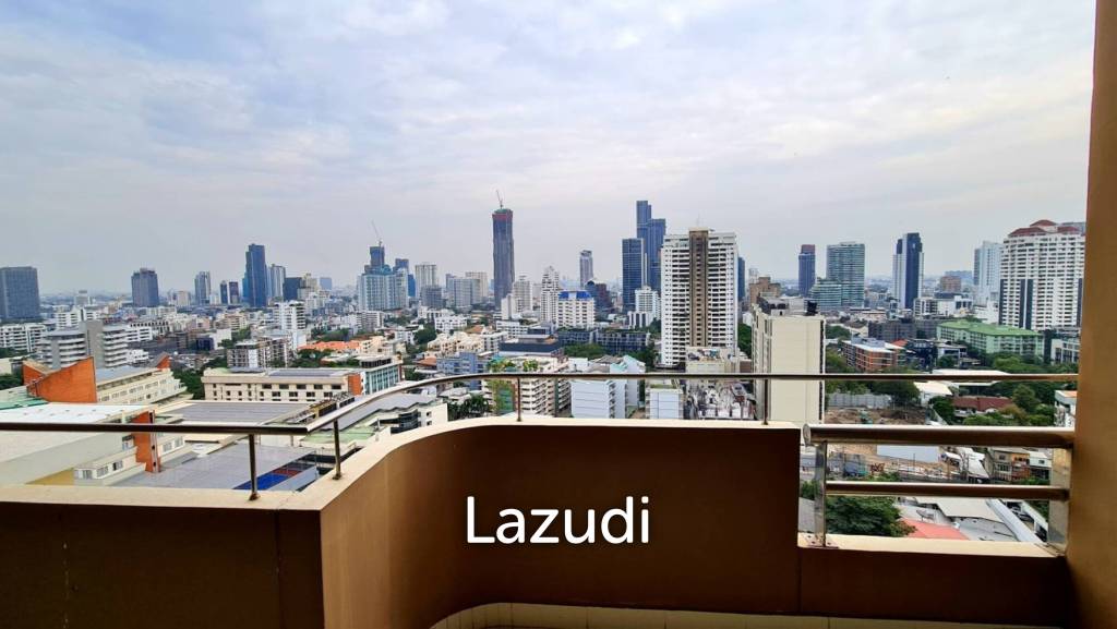 2 Bed 2 Bath 173 SQ.M Piyathip Place