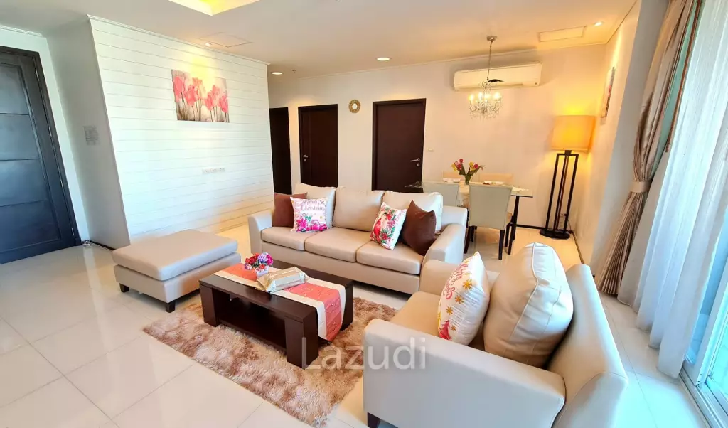 2 Bed 2 Bath 173 SQ.M Piyathip Place