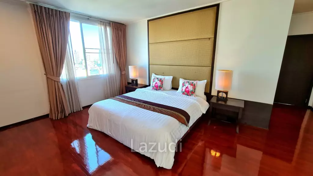 2 Bed 2 Bath 173 SQ.M Piyathip Place