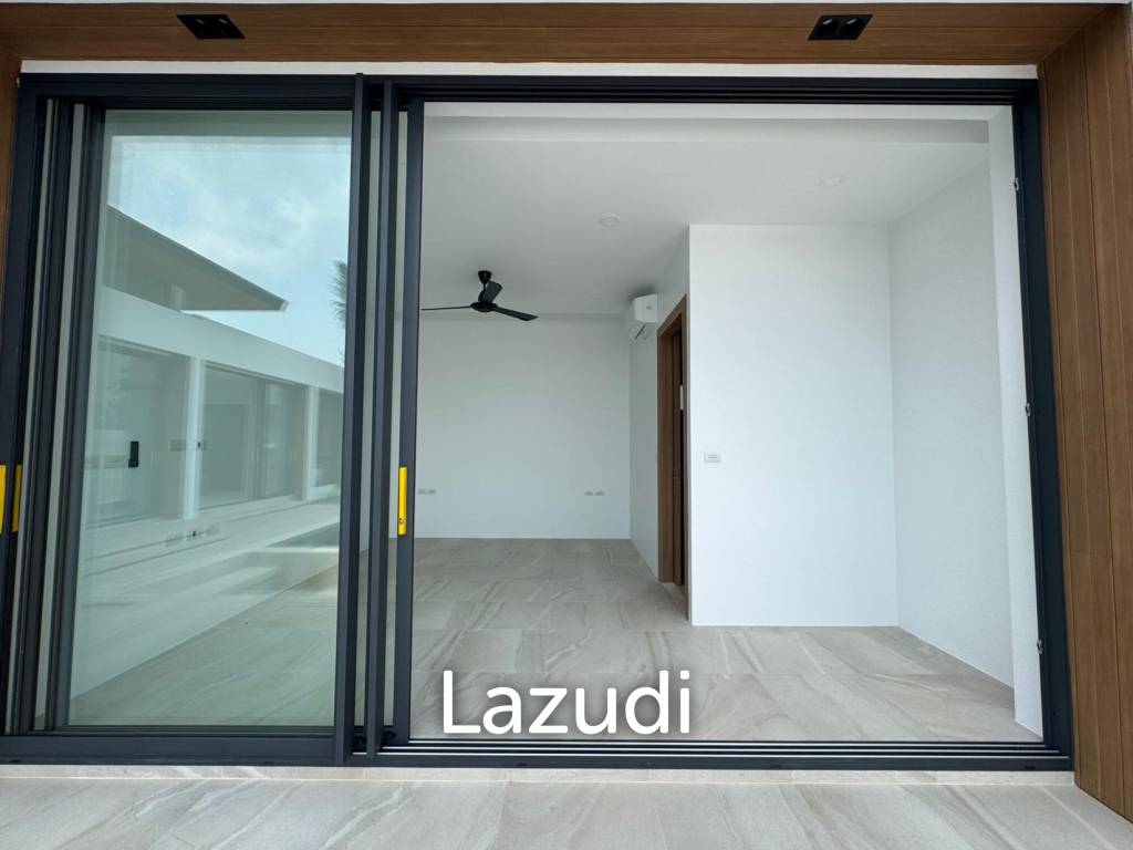 3 Bed 3.5 Bath 290.9 SQ.M Samui Grand Park Hill