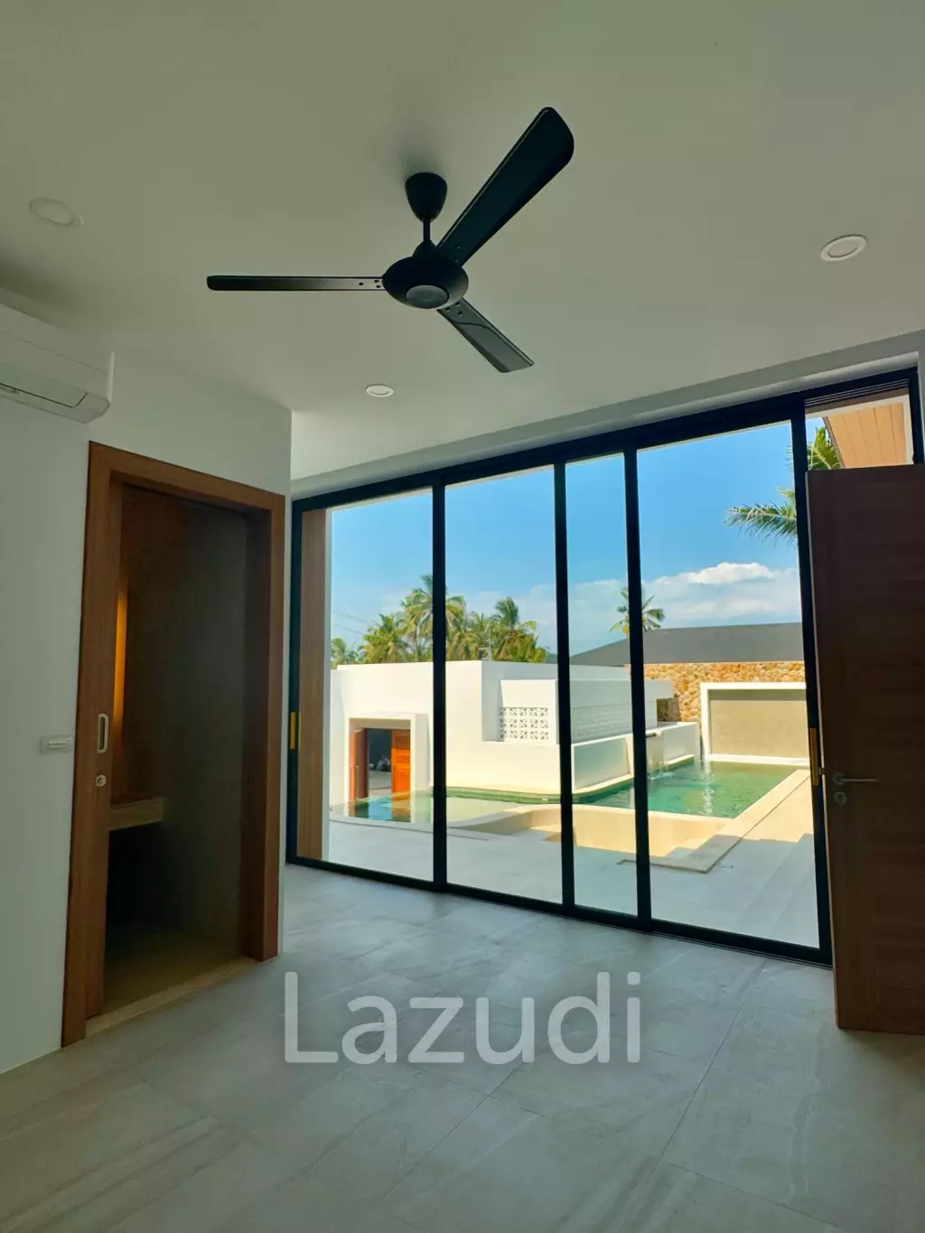 3 Bed 3.5 Bath 290.9 SQ.M Samui Grand Park Hill