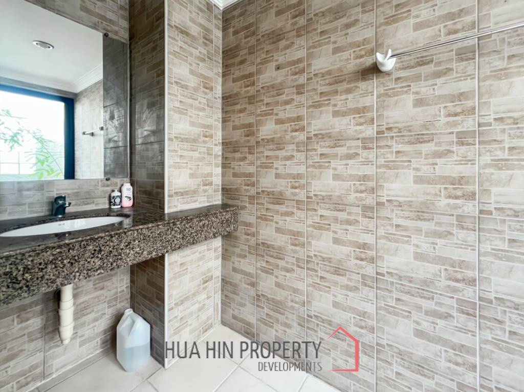 3 Bedroom Villa with Pool in Heights 2 Hua Hin