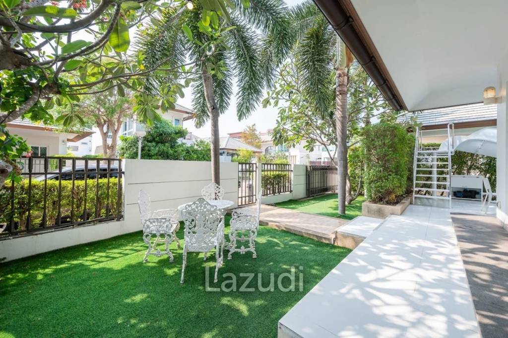 4 Beds 4 Baths 250 SQ.M. Sea Breeze Villa Pattaya