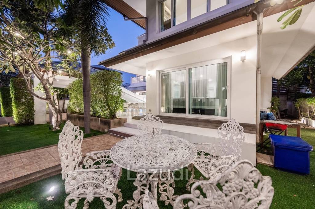 4 Beds 4 Baths 250 SQ.M. Sea Breeze Villa Pattaya