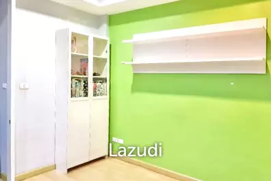 3 Bed 3 Bath 200 SQ.M Thanapat Haus Sathorn-Narathiwas