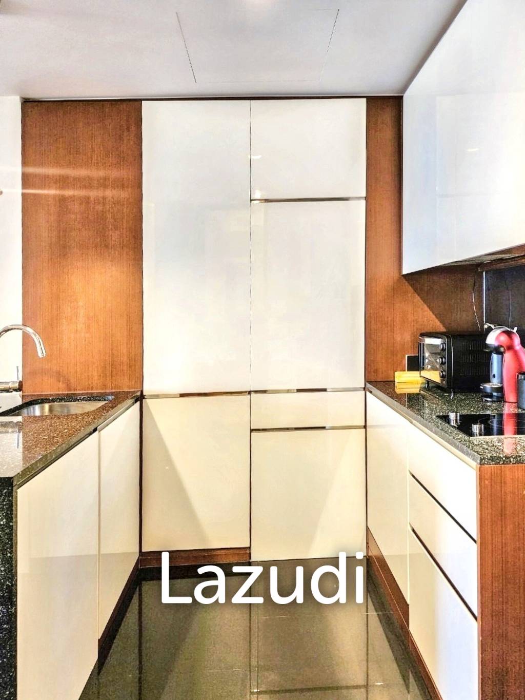 1 Bedroom 1 Bathroom 72 SQ.M Hansar Rajdamri