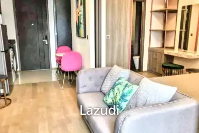 1 Bedroom 1 Bathroom 34 SQ.M Ashton Chula-Silom