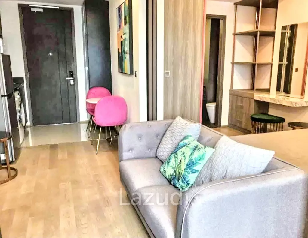 1 Bedroom 1 Bathroom 34 SQ.M Ashton Chula-Silom