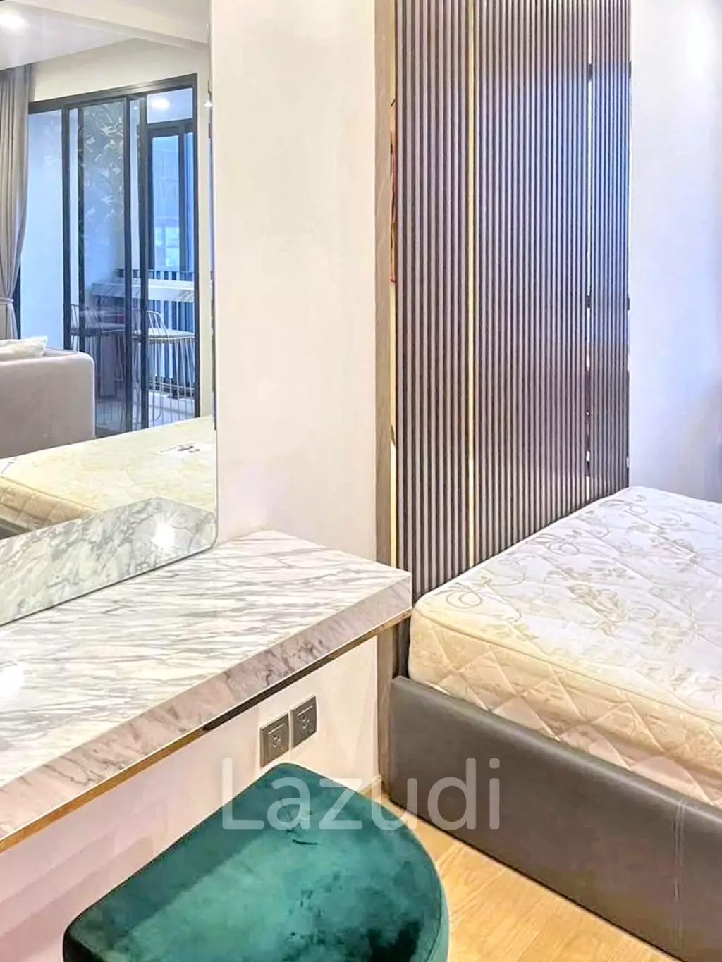 1 Bedroom 1 Bathroom 34 SQ.M Ashton Chula-Silom