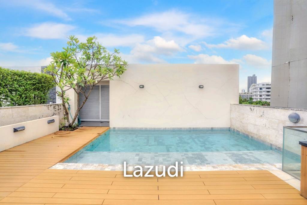 3 Bedroom 4 Bathroom 400 SQ.M 349 Residence