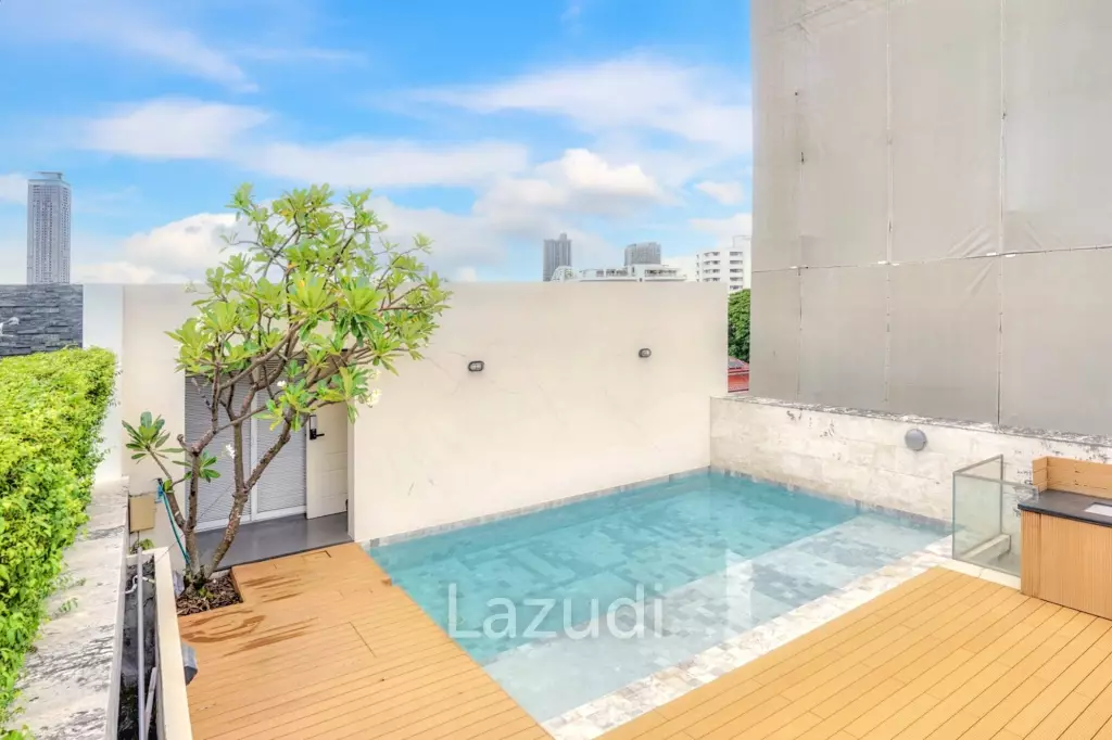 3 Bedroom 4 Bathroom 400 SQ.M 349 Residence