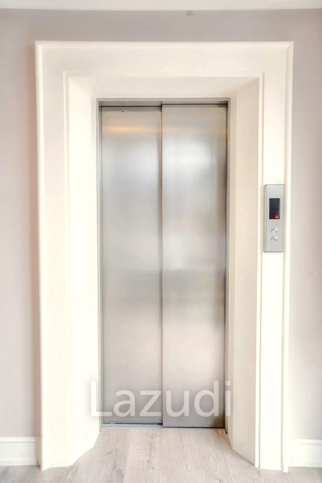 3 Bedroom 4 Bathroom 400 SQ.M 349 Residence