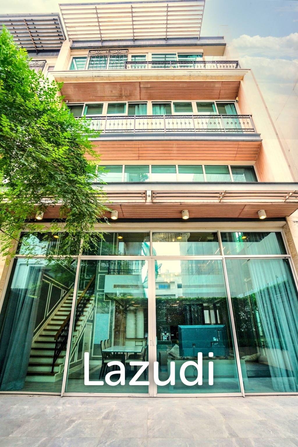 3 Bedroom 4 Bathroom 400 SQ.M 349 Residence