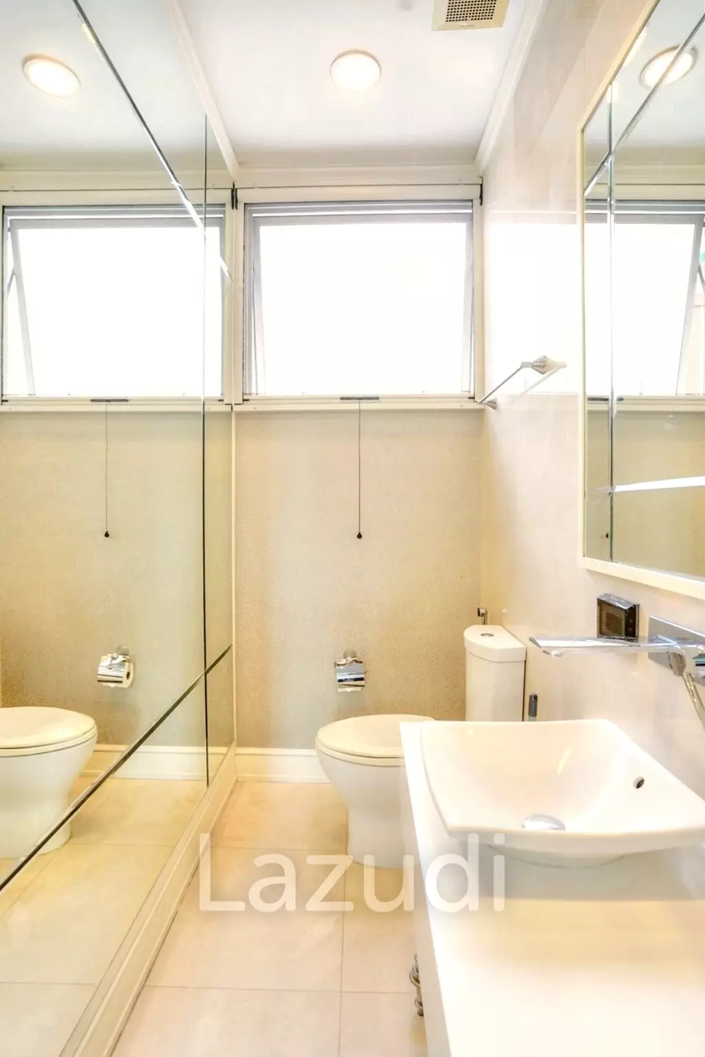 3 Bedroom 4 Bathroom 400 SQ.M 349 Residence