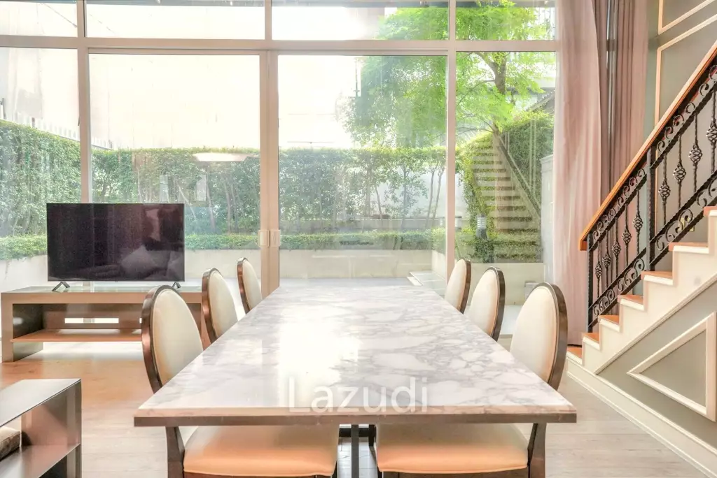 3 Bedroom 4 Bathroom 400 SQ.M 349 Residence