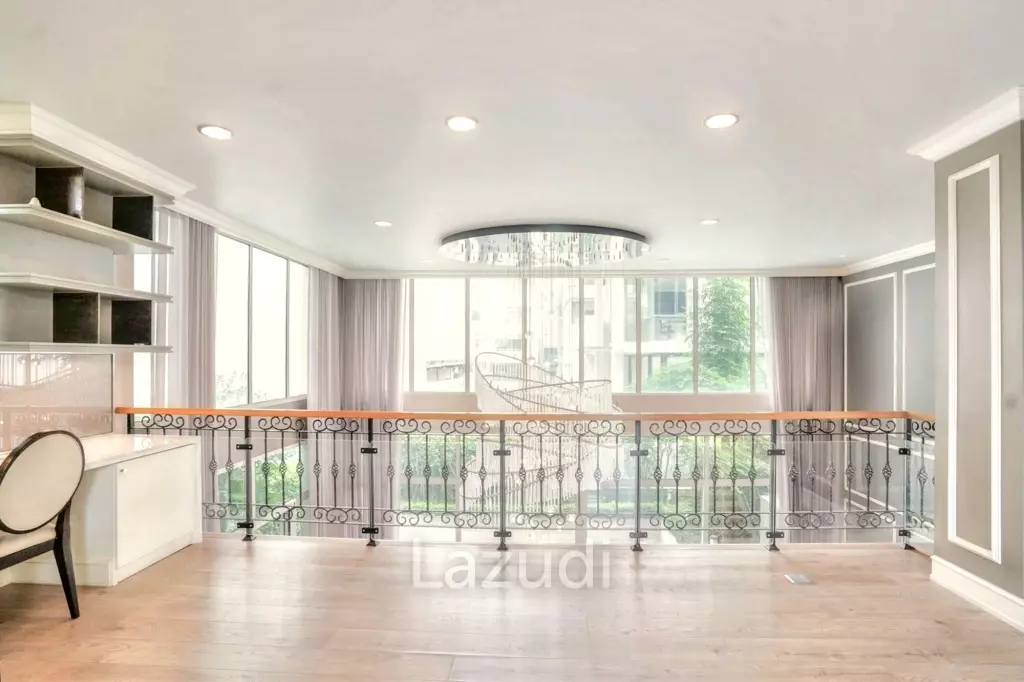 3 Bedroom 4 Bathroom 400 SQ.M 349 Residence