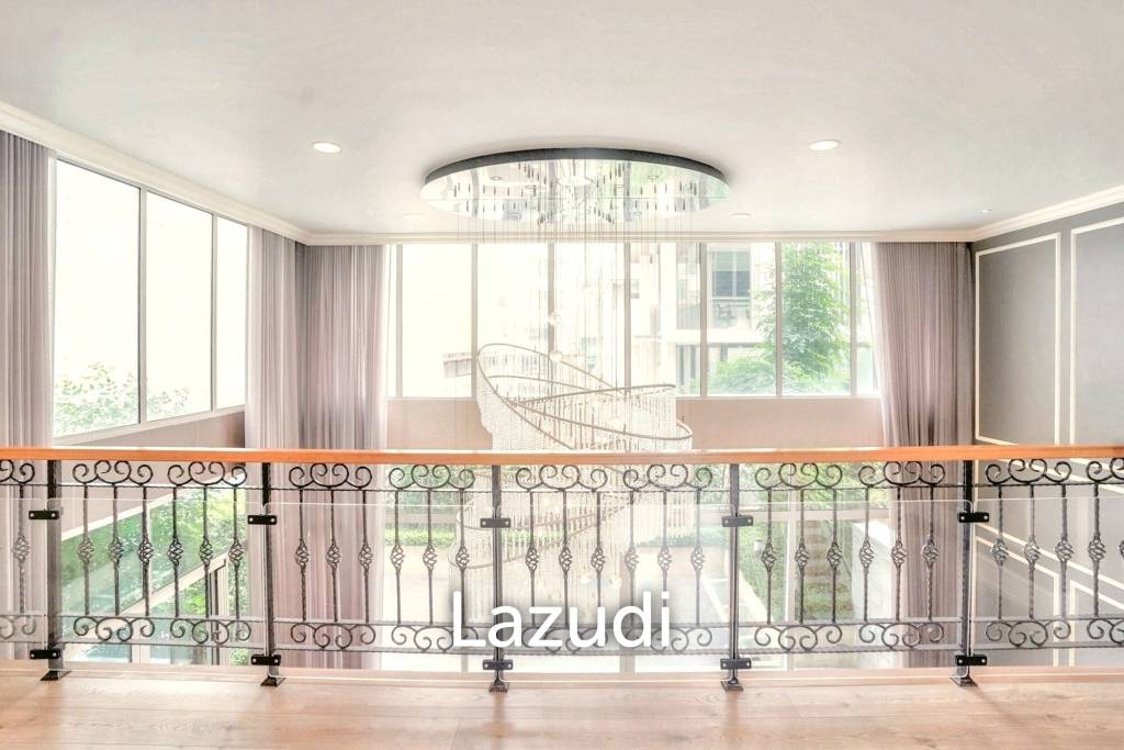 3 Bedroom 4 Bathroom 400 SQ.M 349 Residence