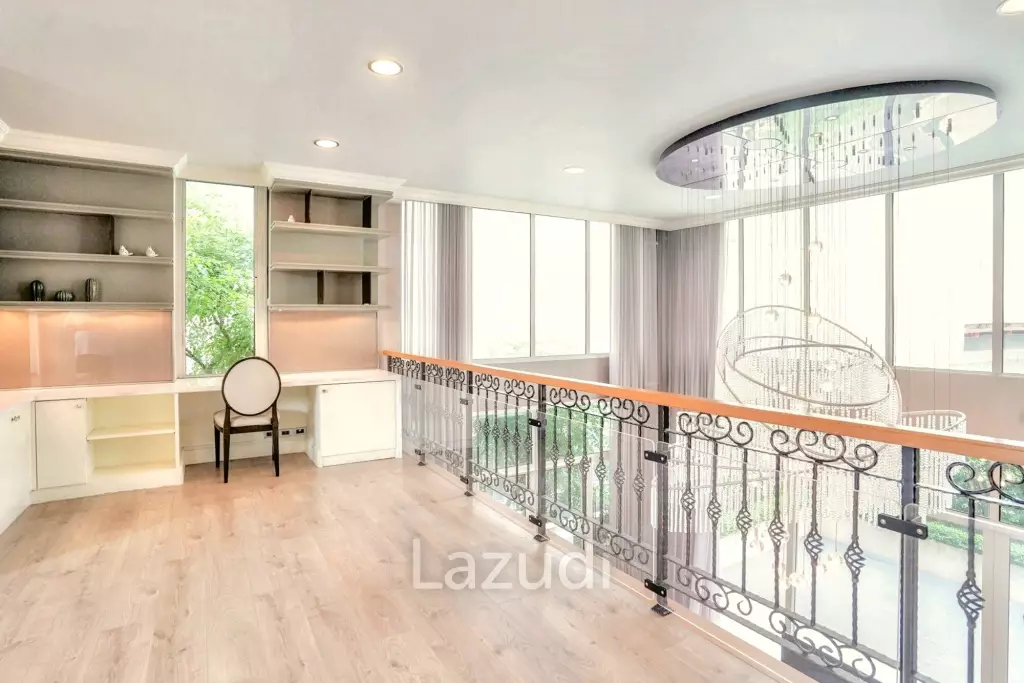 3 Bedroom 4 Bathroom 400 SQ.M 349 Residence