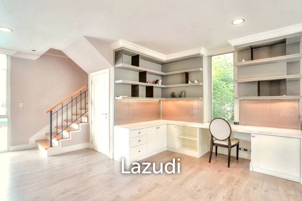 3 Bedroom 4 Bathroom 400 SQ.M 349 Residence