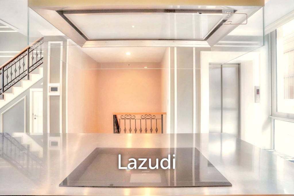 3 Bedroom 4 Bathroom 400 SQ.M 349 Residence