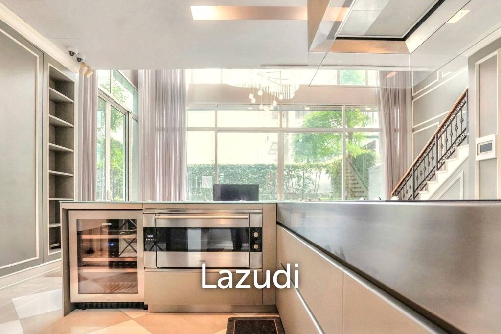 3 Bedroom 4 Bathroom 400 SQ.M 349 Residence