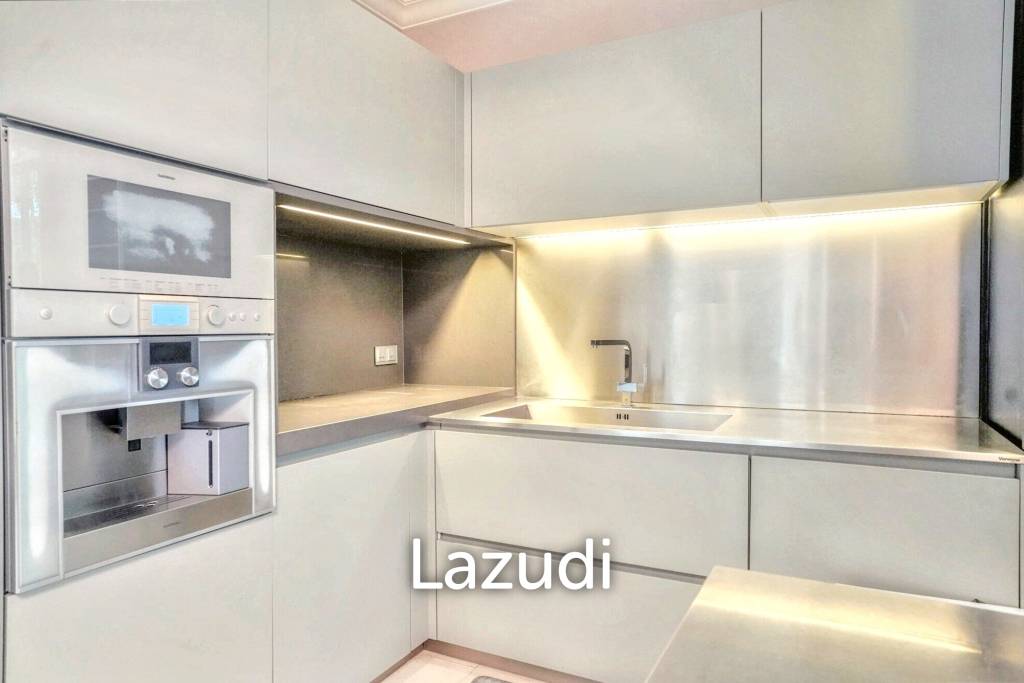 3 Bedroom 4 Bathroom 400 SQ.M 349 Residence