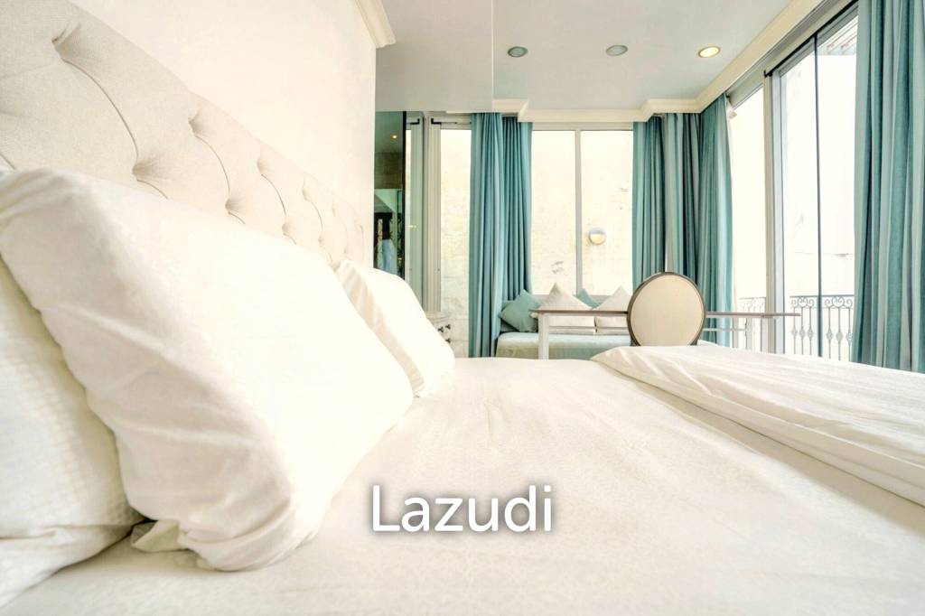3 Bedroom 4 Bathroom 400 SQ.M 349 Residence