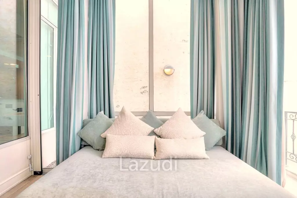 3 Bedroom 4 Bathroom 400 SQ.M 349 Residence