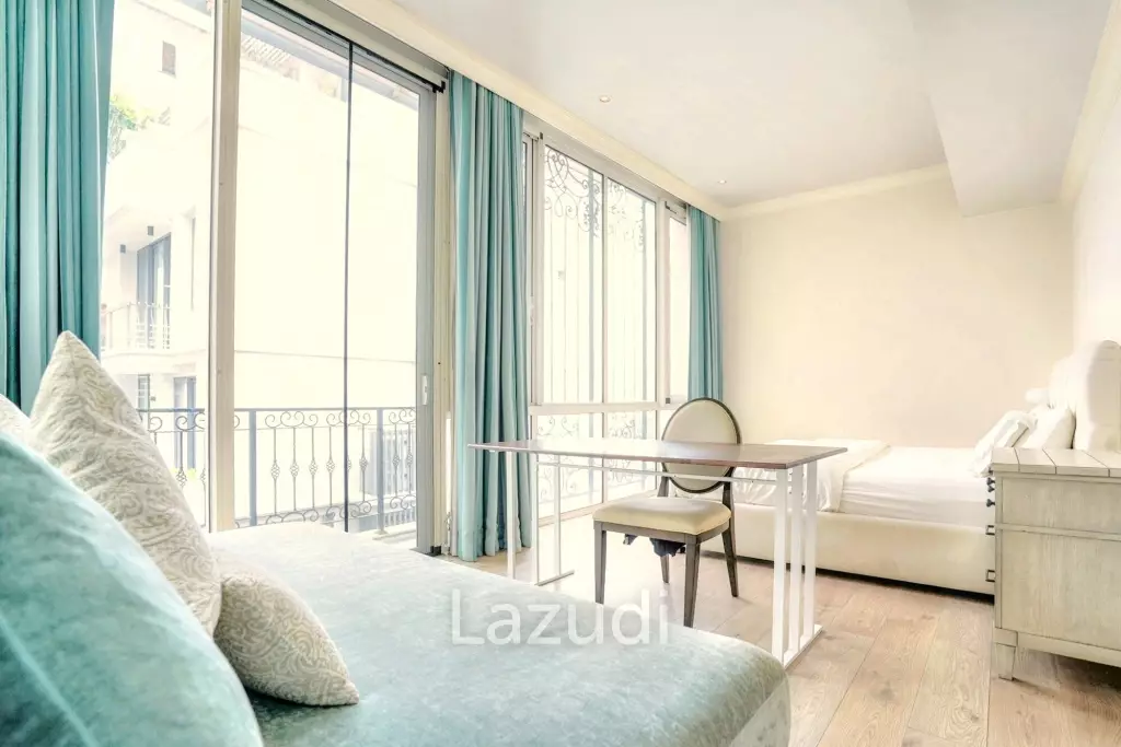 3 Bedroom 4 Bathroom 400 SQ.M 349 Residence