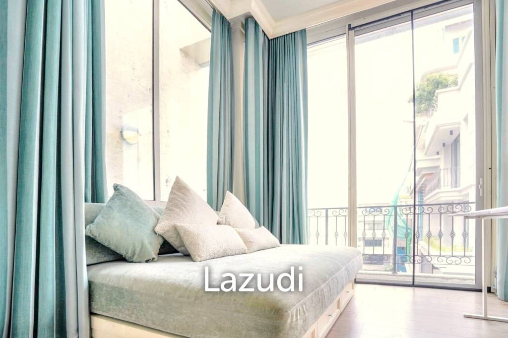 3 Bedroom 4 Bathroom 400 SQ.M 349 Residence