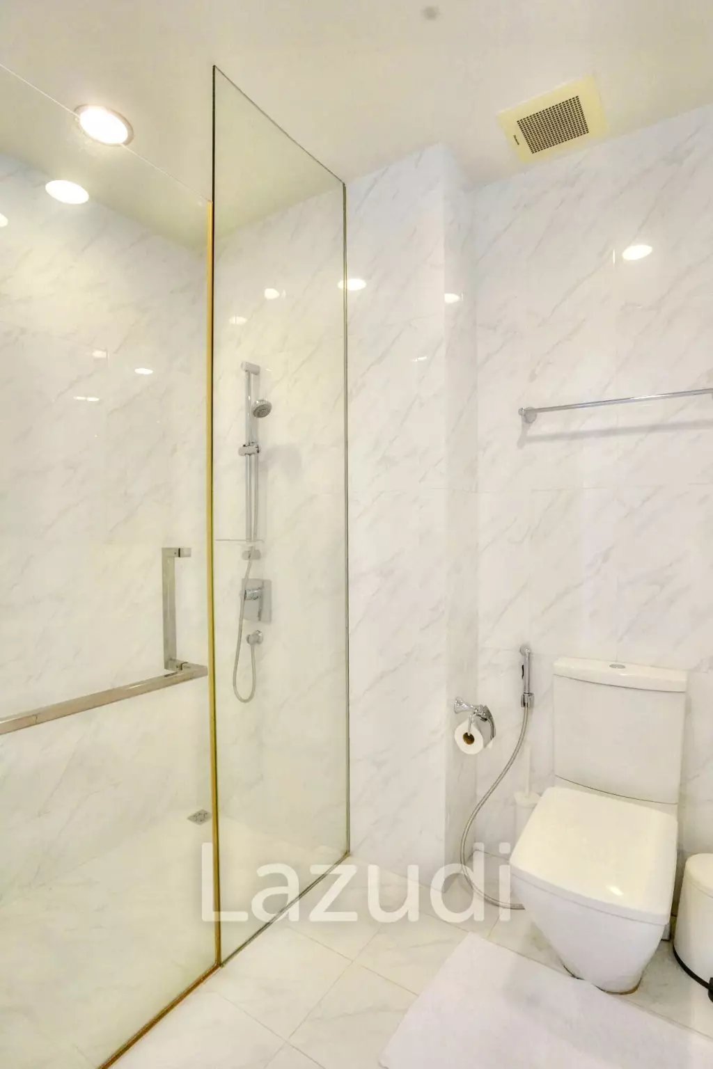 3 Bedroom 4 Bathroom 400 SQ.M 349 Residence