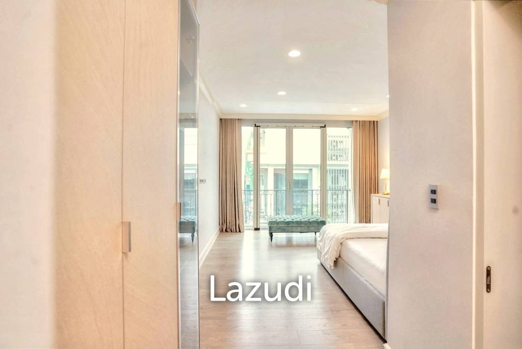 3 Bedroom 4 Bathroom 400 SQ.M 349 Residence