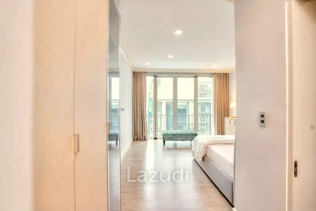 3 Bedroom 4 Bathroom 400 SQ.M 349 Residence