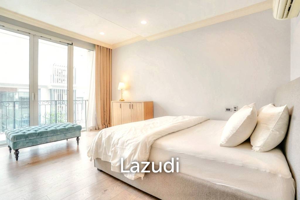 3 Bedroom 4 Bathroom 400 SQ.M 349 Residence