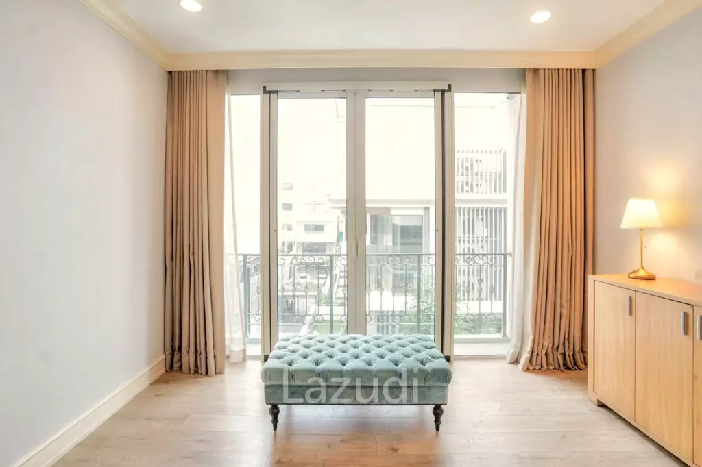 3 Bedroom 4 Bathroom 400 SQ.M 349 Residence