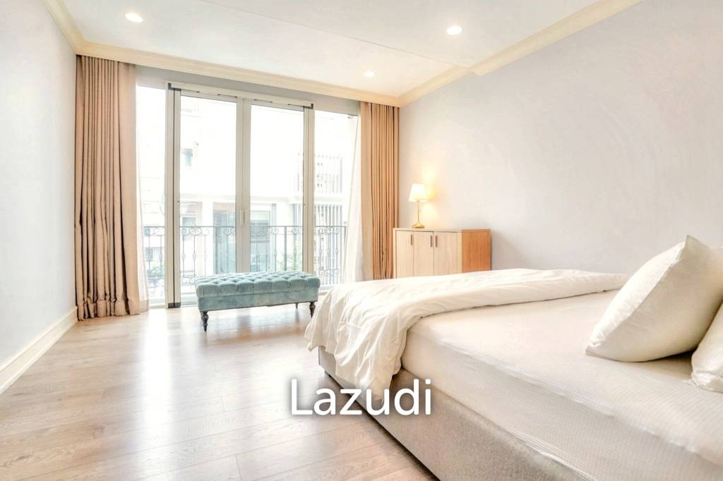 3 Bedroom 4 Bathroom 400 SQ.M 349 Residence