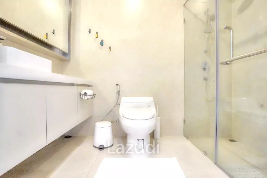 3 Bedroom 4 Bathroom 400 SQ.M 349 Residence