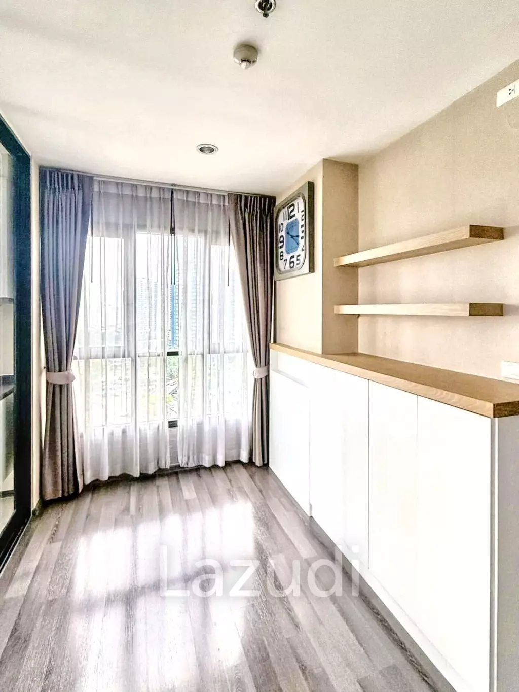 1 Bed 1 Bath 30 SQ.M The Base Park West