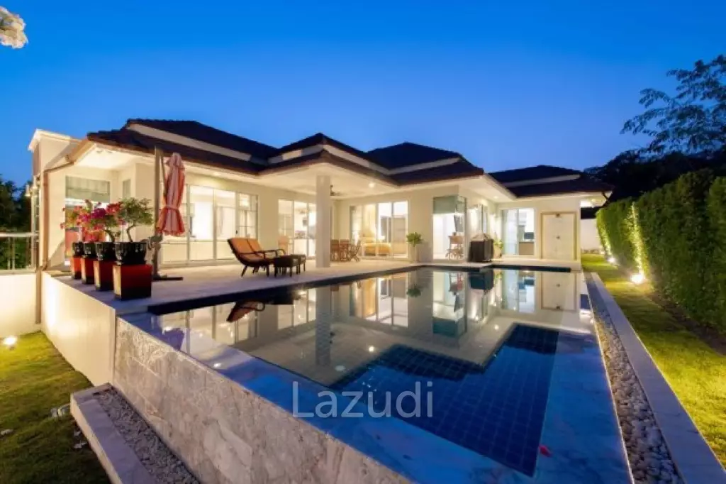 RED MOUNTAIN LUXURY : 3 bed pool villa of high quality and design