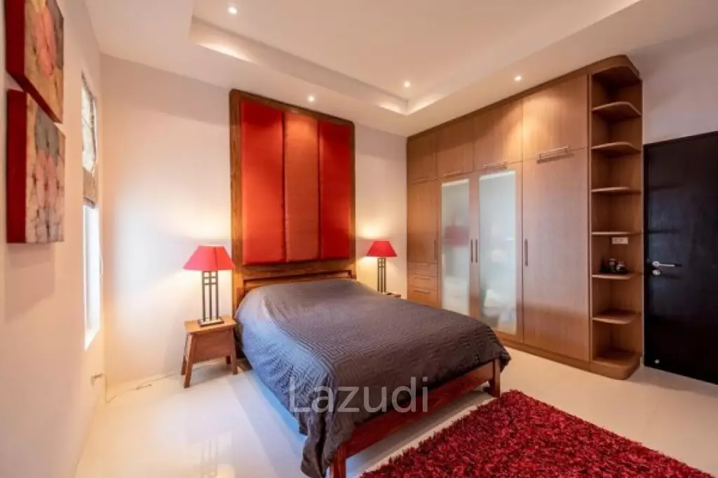 RED MOUNTAIN LUXURY : 3 bed pool villa of high quality and design