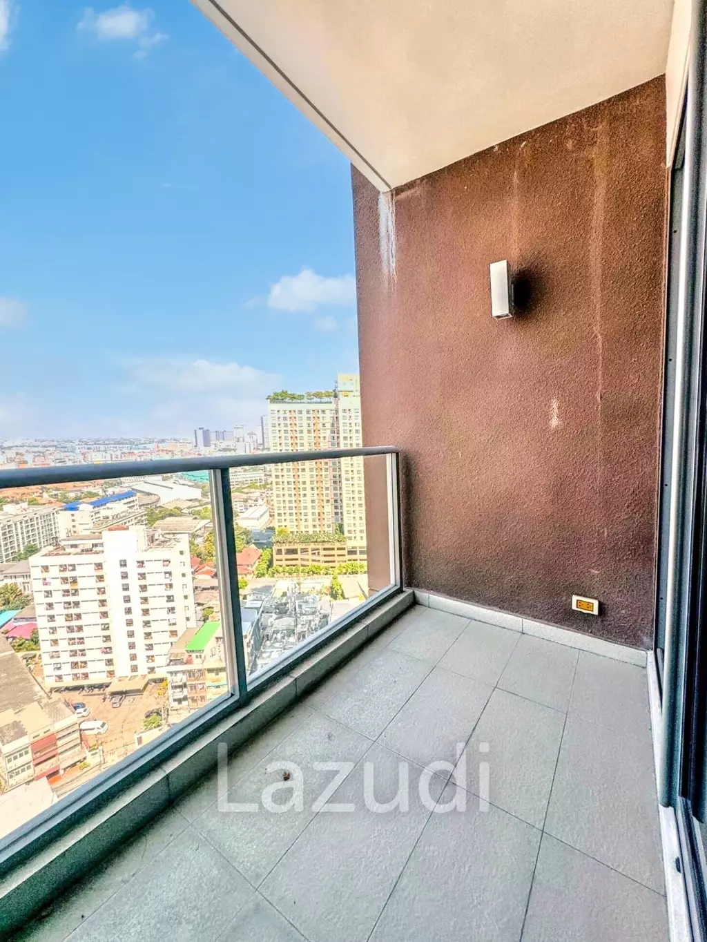 2 Bedroom 1 Bathroom 70 SQ.M The Lofts Ekkamai