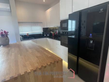 Smart Hamlet: Very young pool villa with 3 bedrooms and 2 bathrooms
